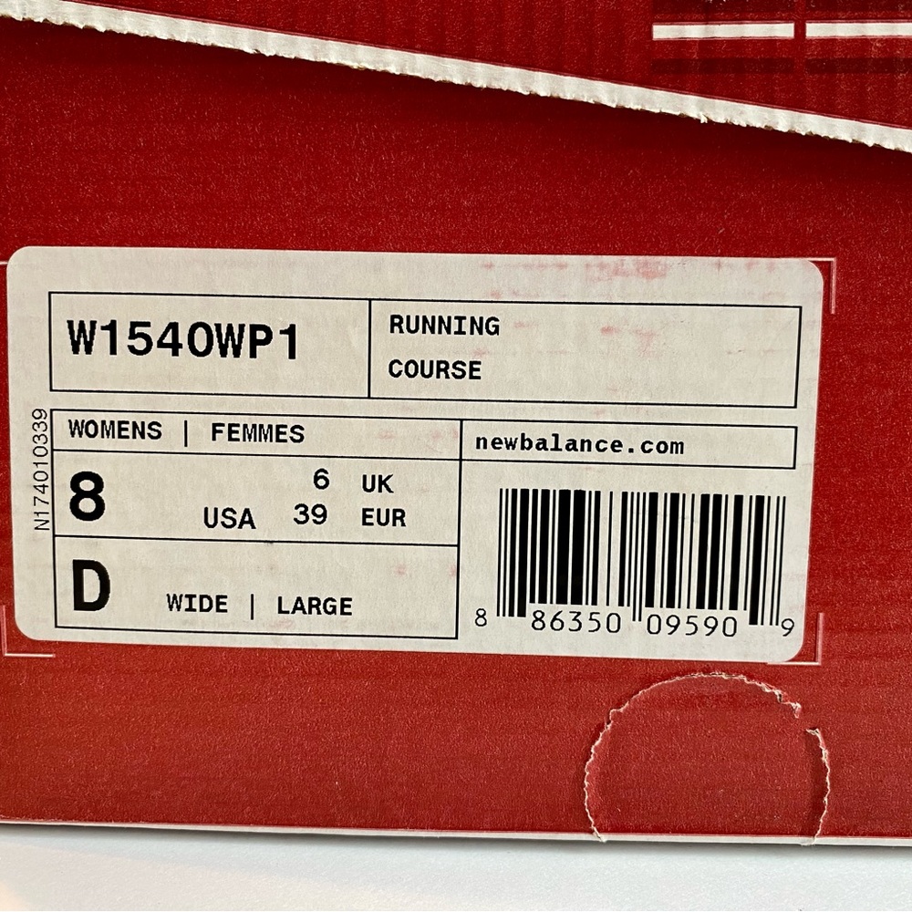 New Balance Women’s 8 Wide W1540 Running Shoe - Picture 8 of 9